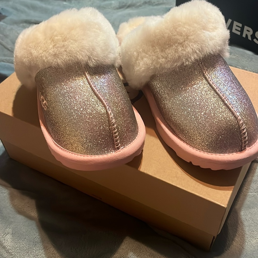 Ugg slides